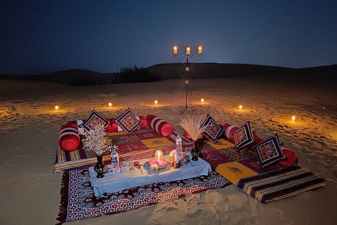Dinner on the dunes in Jaisalmer
